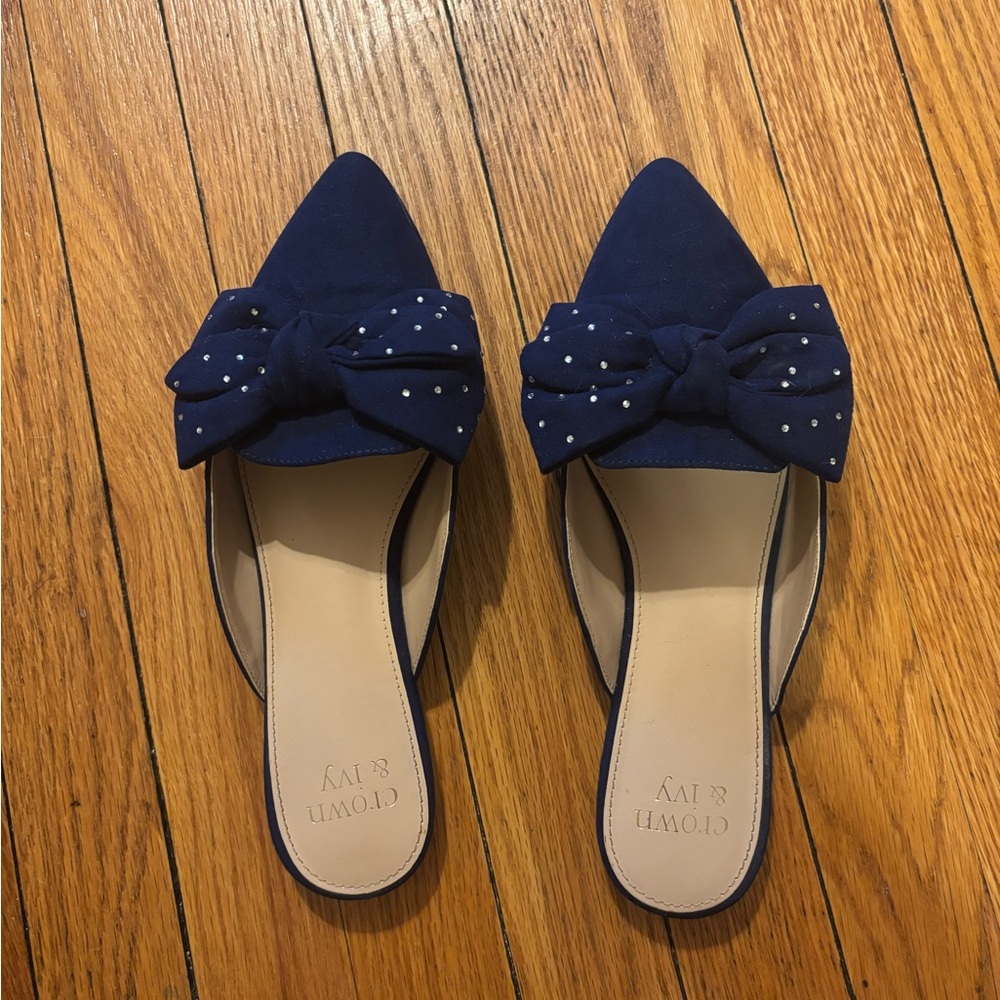 Crown & ivy Navy Blue Bow Mules